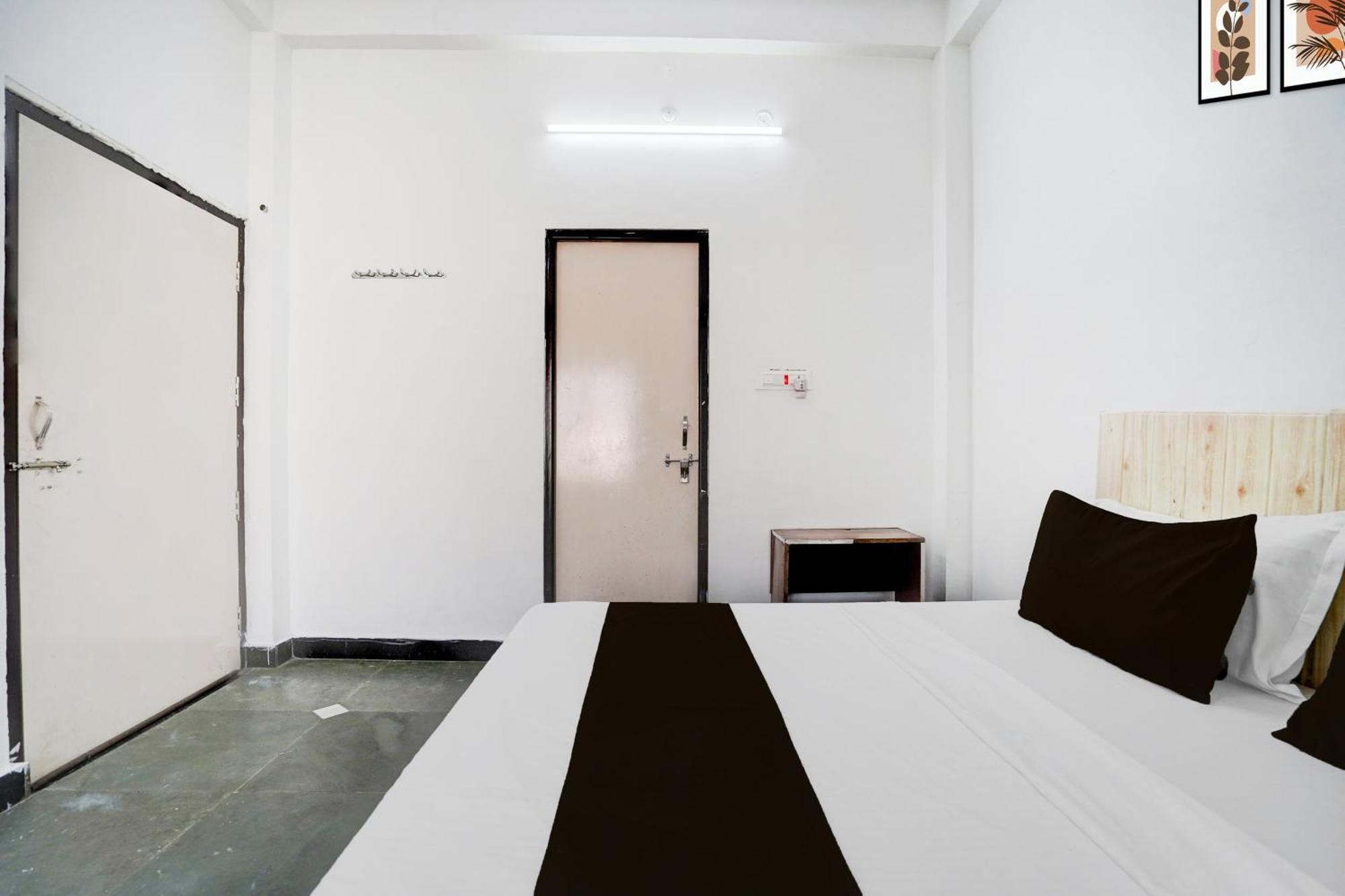 Hotel O Ramdut Palace Guest House Faizabad Luaran gambar