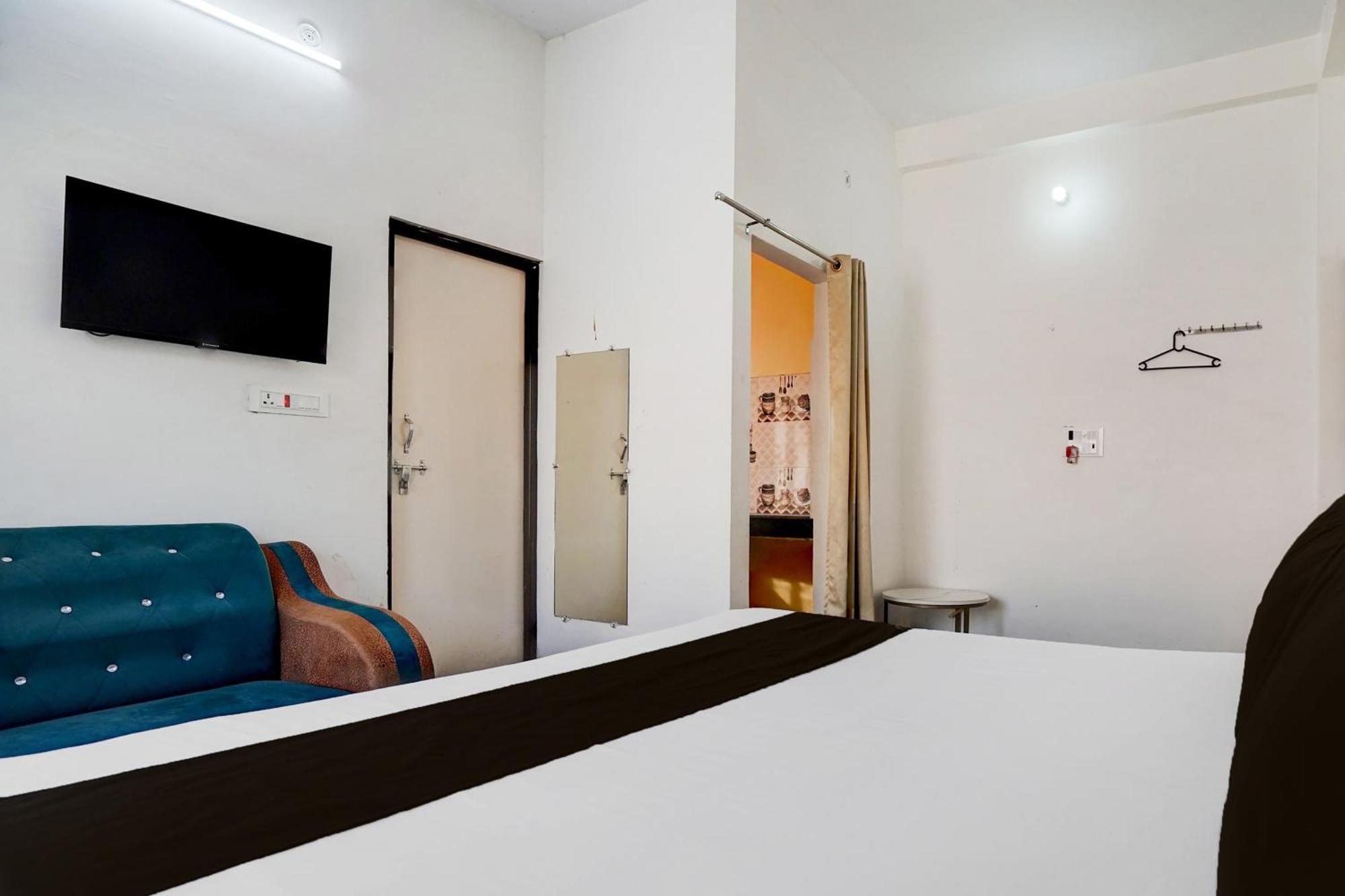 Hotel O Ramdut Palace Guest House Faizabad Luaran gambar